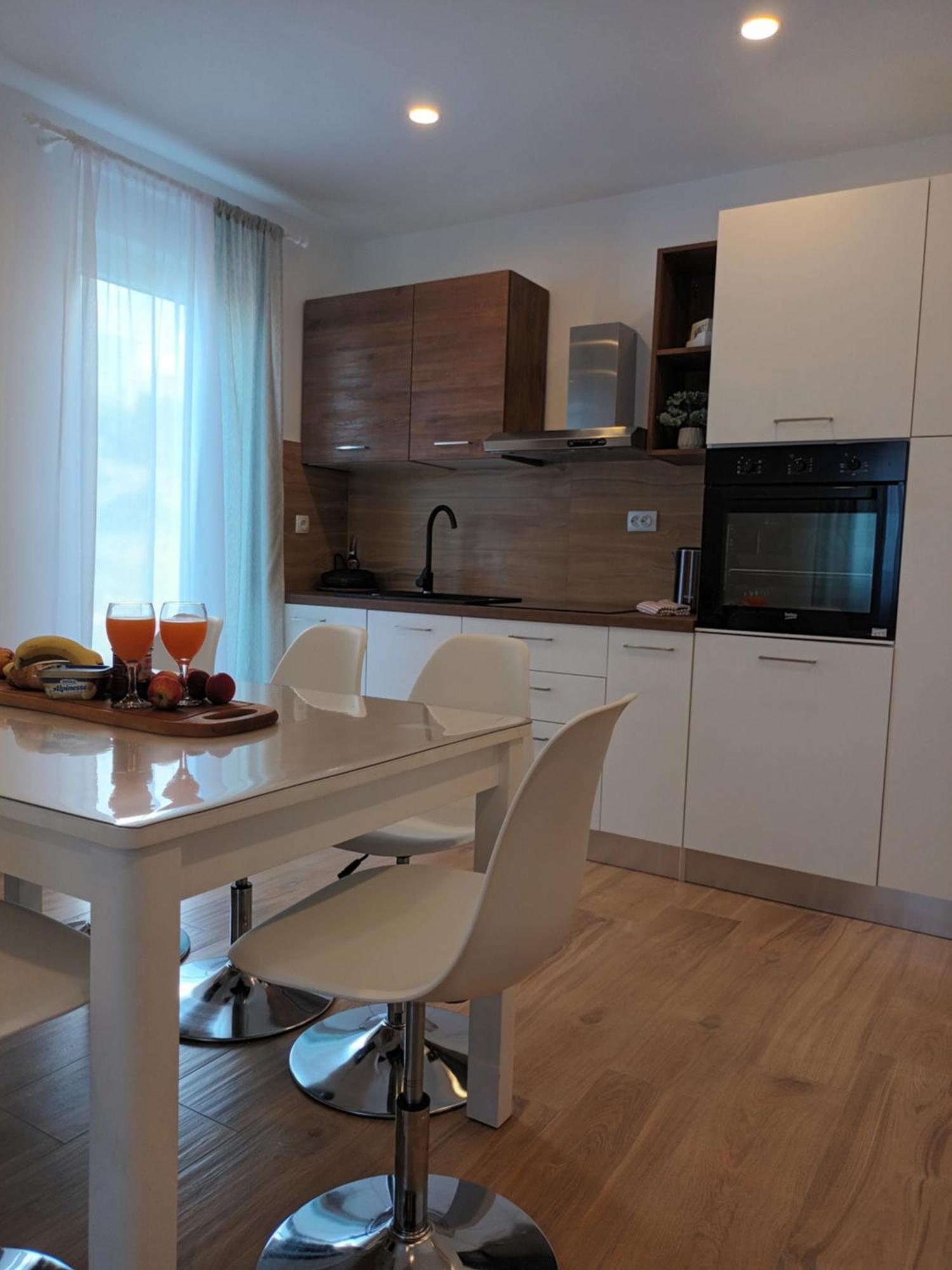 Apartmani Tolj マカルスカ エクステリア 写真